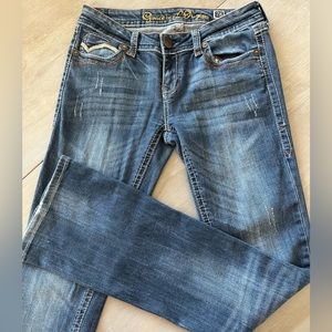 Grace in LA Bootcut Embroidered Y2K Jeans | Size 9/28 Women's